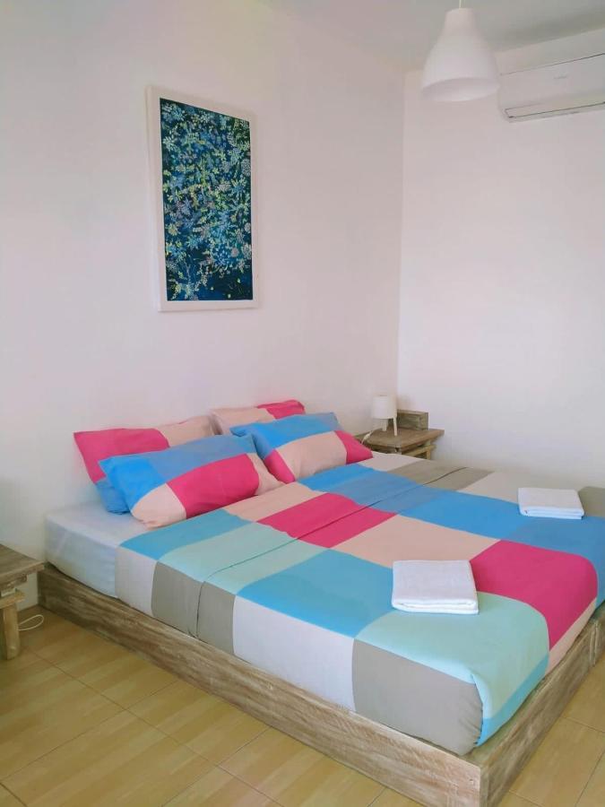 Ten Rooms Teluk Bakau Exteriör bild